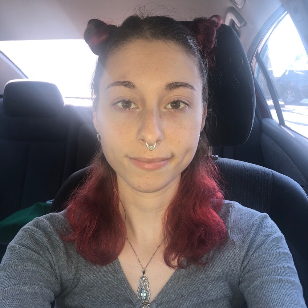 Meet your Posher, Melissa